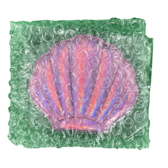 Hot Pink Holographic Sea Shell Compact Mirror - Picture 14 of 16